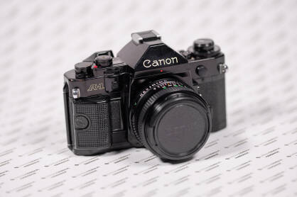 KOMPLET aparat analogowy Canon A1 + obiektyw Canon 50 mm 